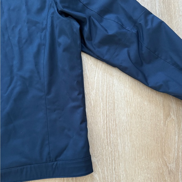 Navy blue lightweight jacket with a zipper - Picture 4 of 9
